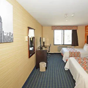 3* Hotel - Laguardia Airport