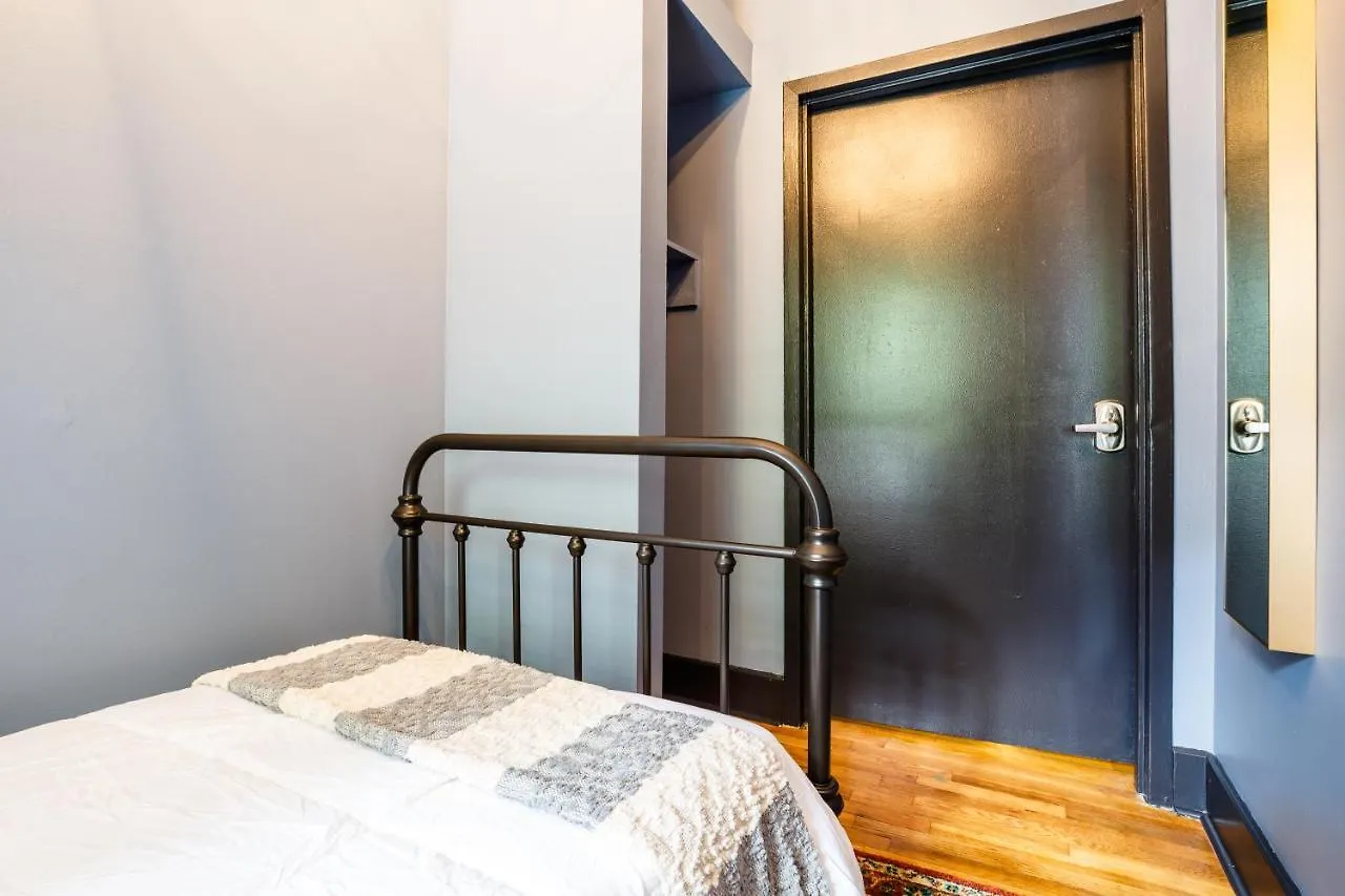 Hostel Lamartine Chelsea New York