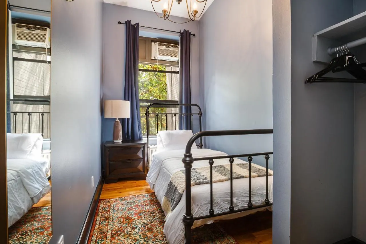 Lamartine Chelsea New York USA
