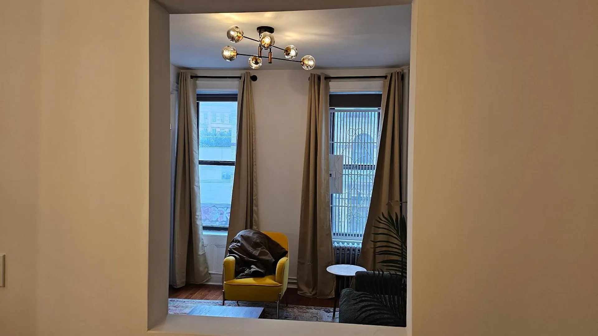 Lamartine Chelsea New York Hostel