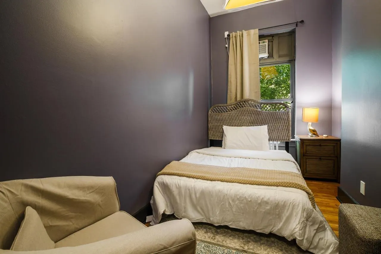 Hostel Lamartine Chelsea New York