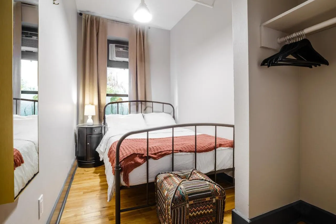 Hostel Lamartine Chelsea New York